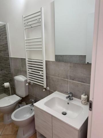 Guest House La Casaccia 菲乌米奇诺 外观 照片