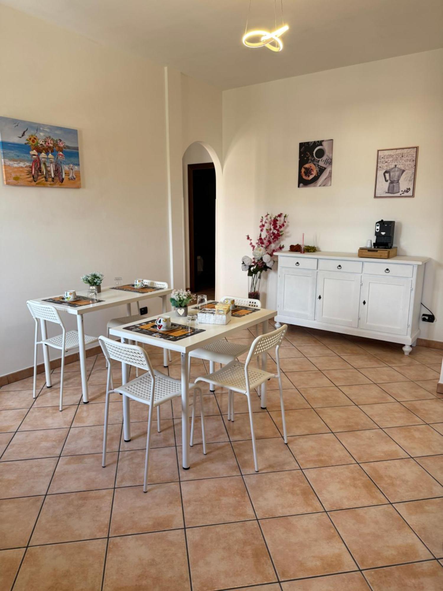 Guest House La Casaccia 菲乌米奇诺 外观 照片