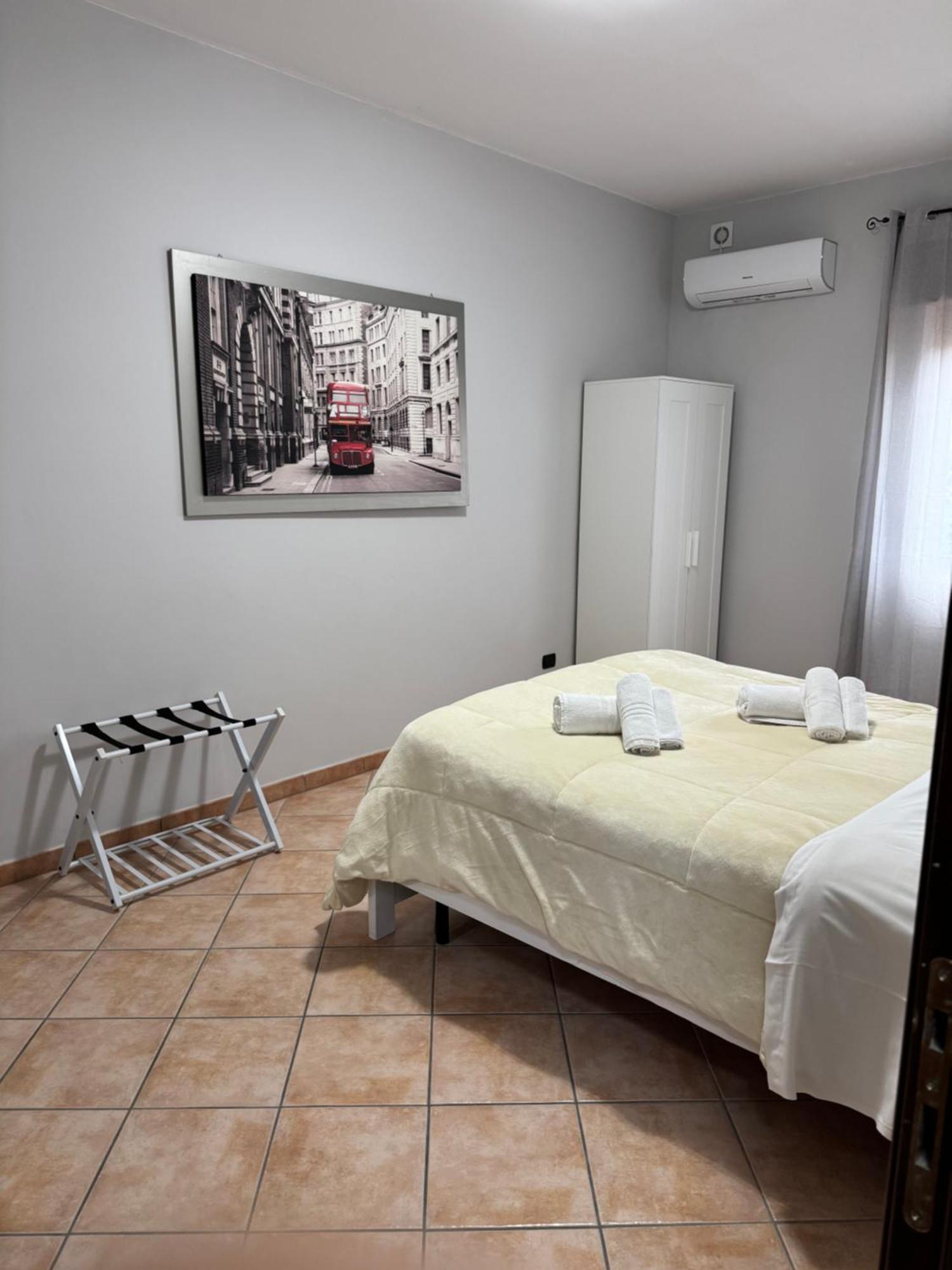 Guest House La Casaccia 菲乌米奇诺 外观 照片