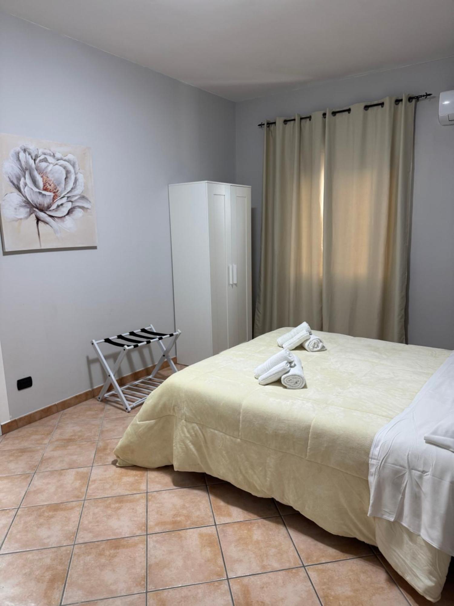 Guest House La Casaccia 菲乌米奇诺 外观 照片